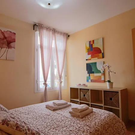 Apartment Tess Apartamento Frontbeach La Roca Chica *