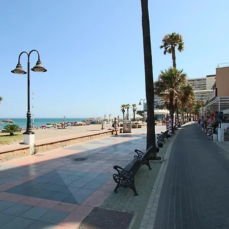 Tess Apartamento Frontbeach La Roca Chica Apartment *